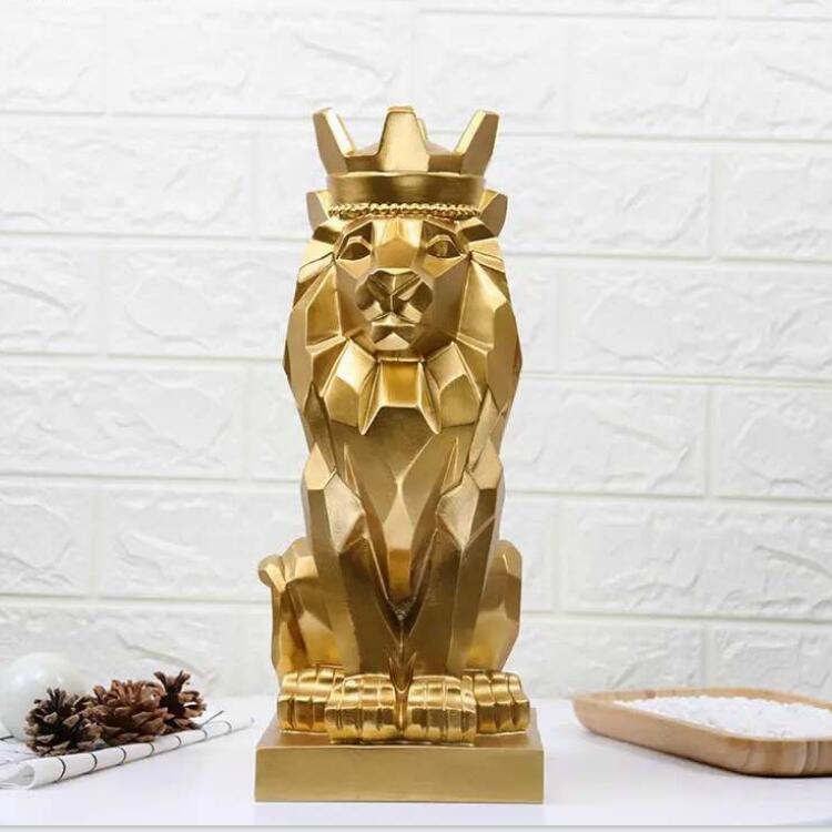 Crown lion ornament Vantier & Co Atelier
