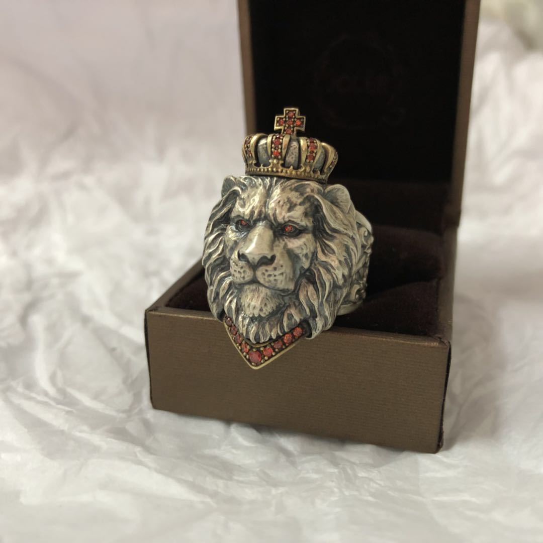 Vintage lion ring Vantier & Co Atelier