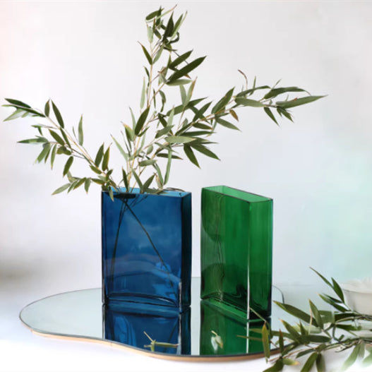 Rectangular Glass Vase For Books Tulips And Hydroponic Arrangementsdecorative Centerpiece Vantier & Co Atelier