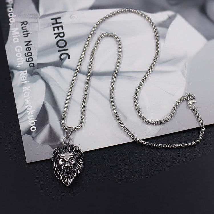 Lion head necklace Vantier & Co Atelier