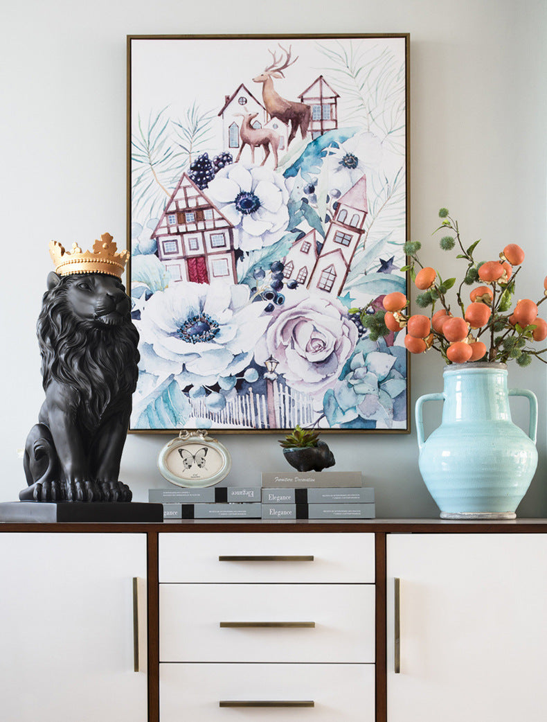 Crown lion ornament Vantier & Co Atelier